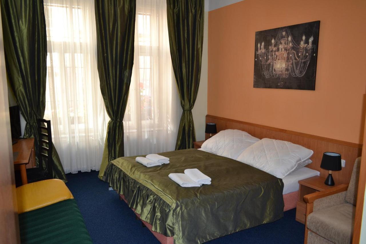 Aladin Praha Hotel Luaran gambar