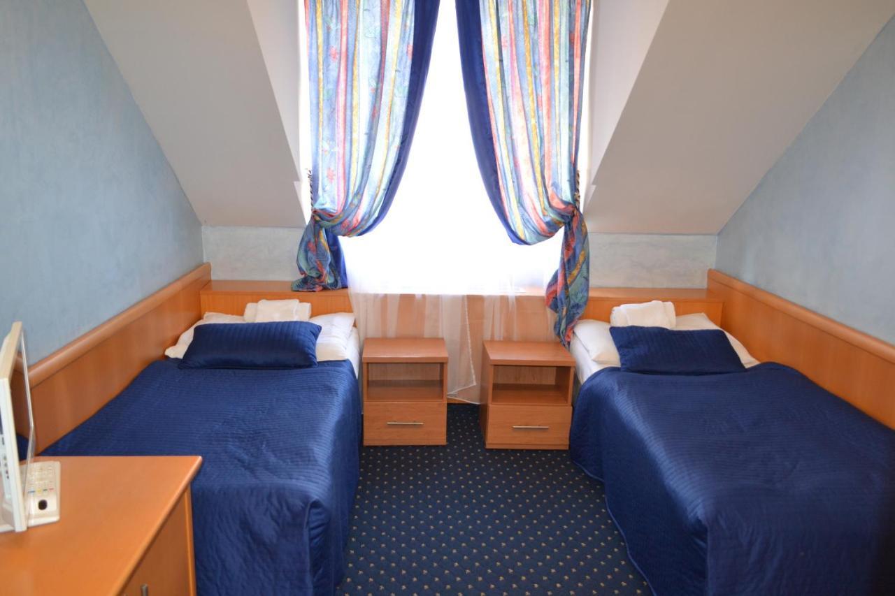 Aladin Praha Hotel Luaran gambar