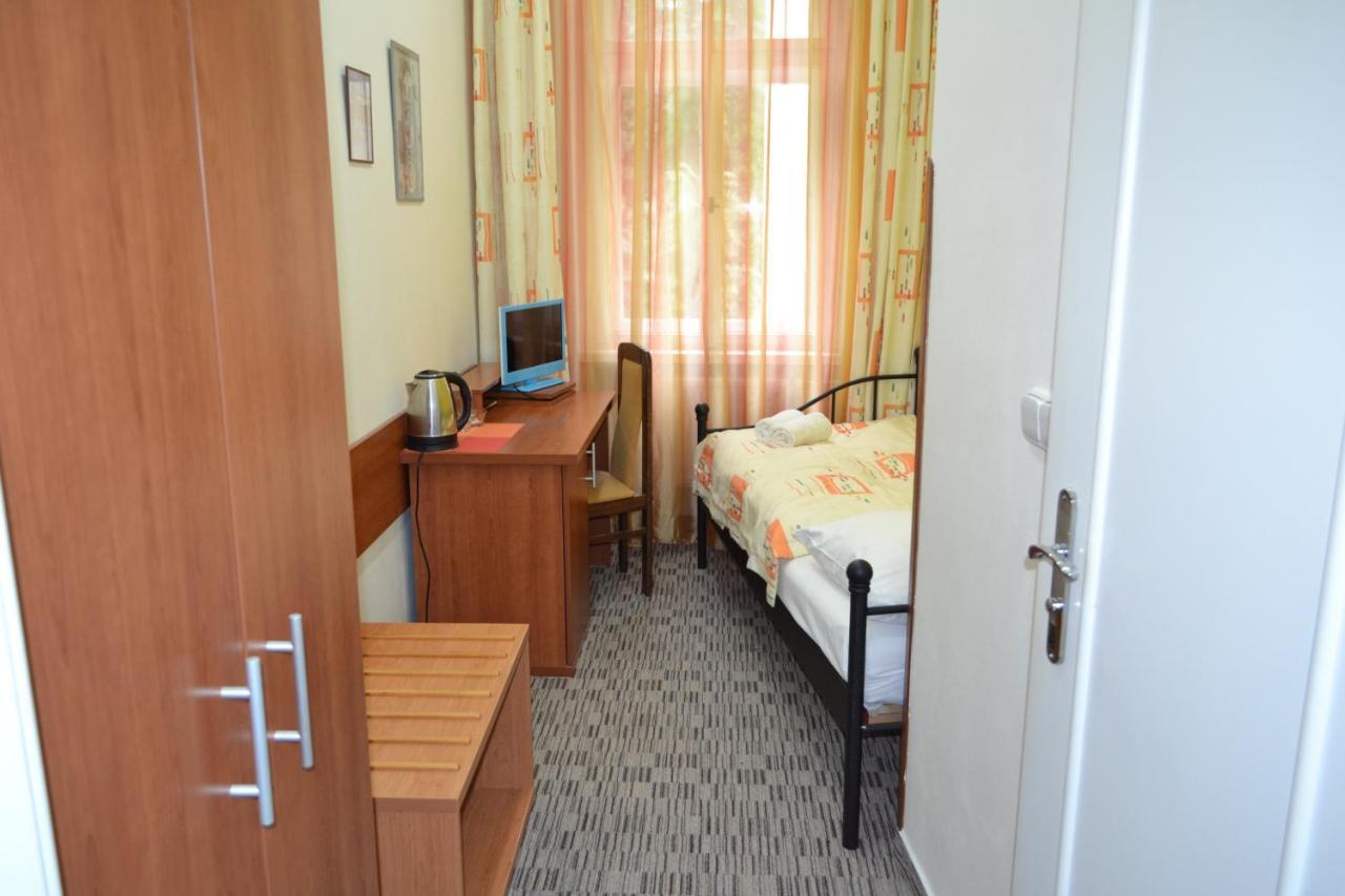 Aladin Praha Hotel Luaran gambar