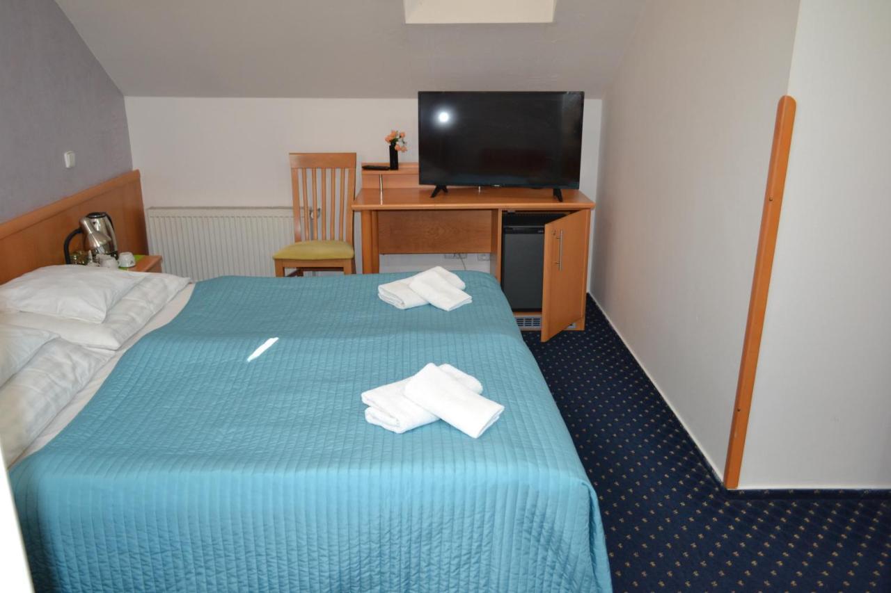 Aladin Praha Hotel Luaran gambar