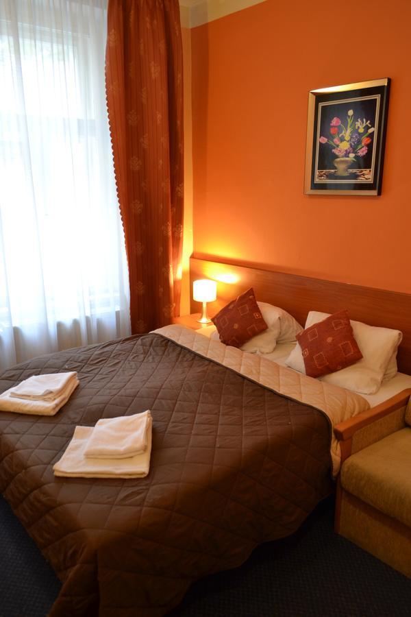 Aladin Praha Hotel Luaran gambar