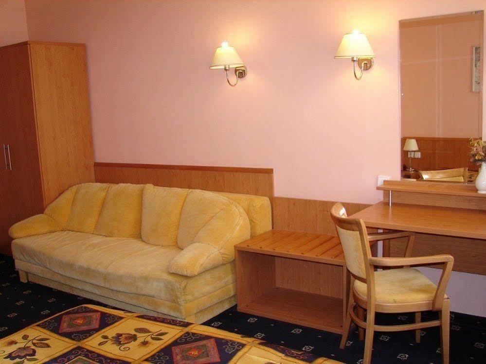 Aladin Praha Hotel Luaran gambar